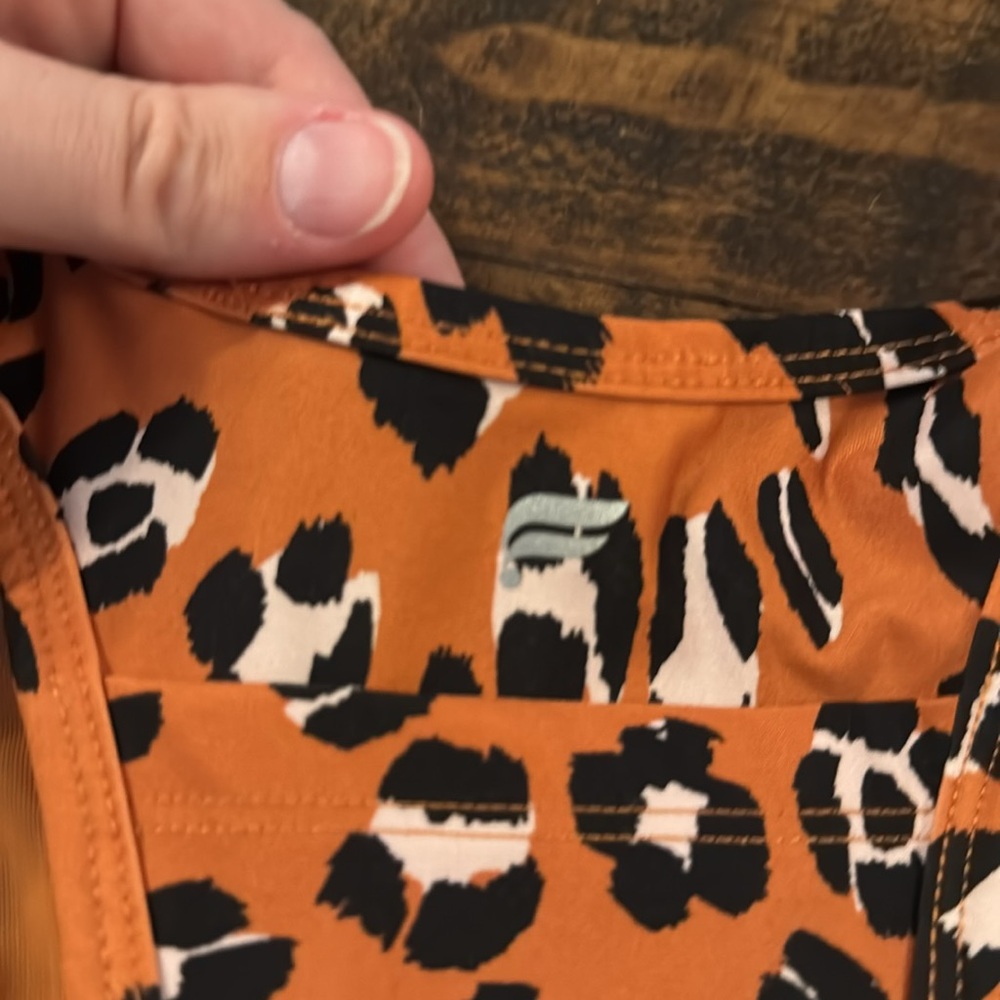 Fabletics On-The-Go Medium Impact Sports Bra View 4